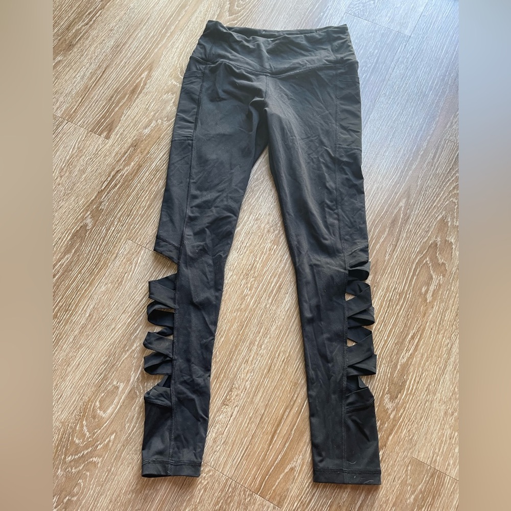 Victoria secret sport leggings. Size small.